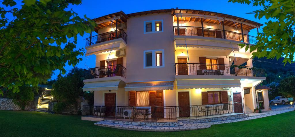 Aggeliki Apartments Nikiana Exterior photo